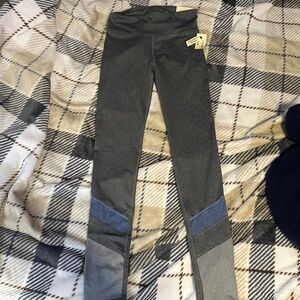 Aero leggings new with tags
